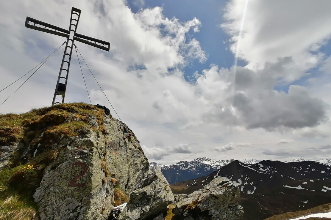 Wildschönau Tourismus Feldalphorn Gipfelkreuz GeWi.jpg