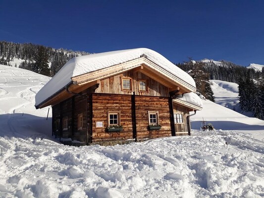 Winteridylle auf der Prädastenalm