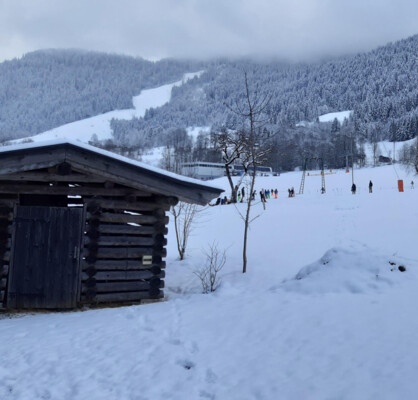 Blick zum benachbarten Skilift